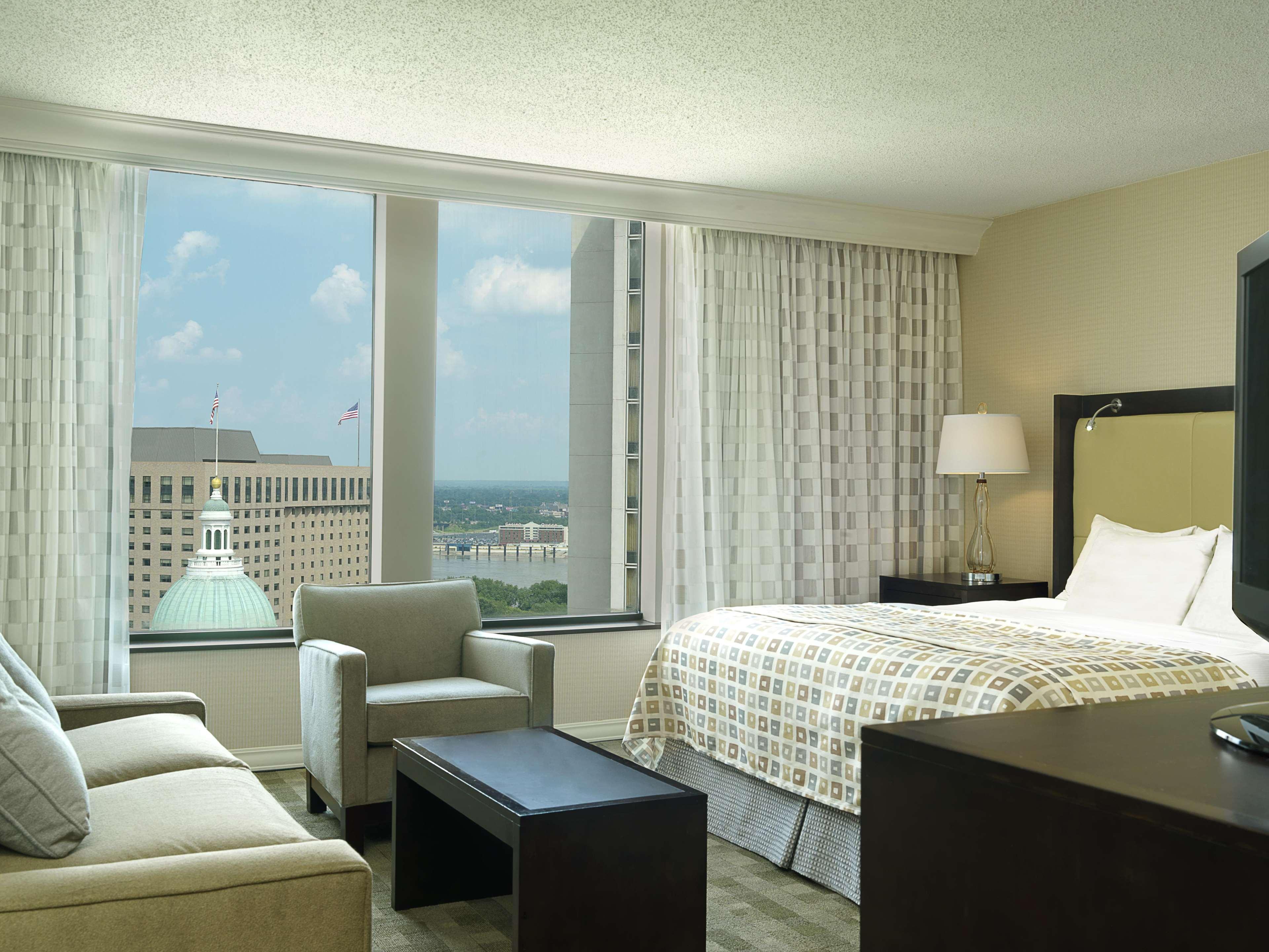 Hilton St. Louis At The Ballpark Exterior foto
