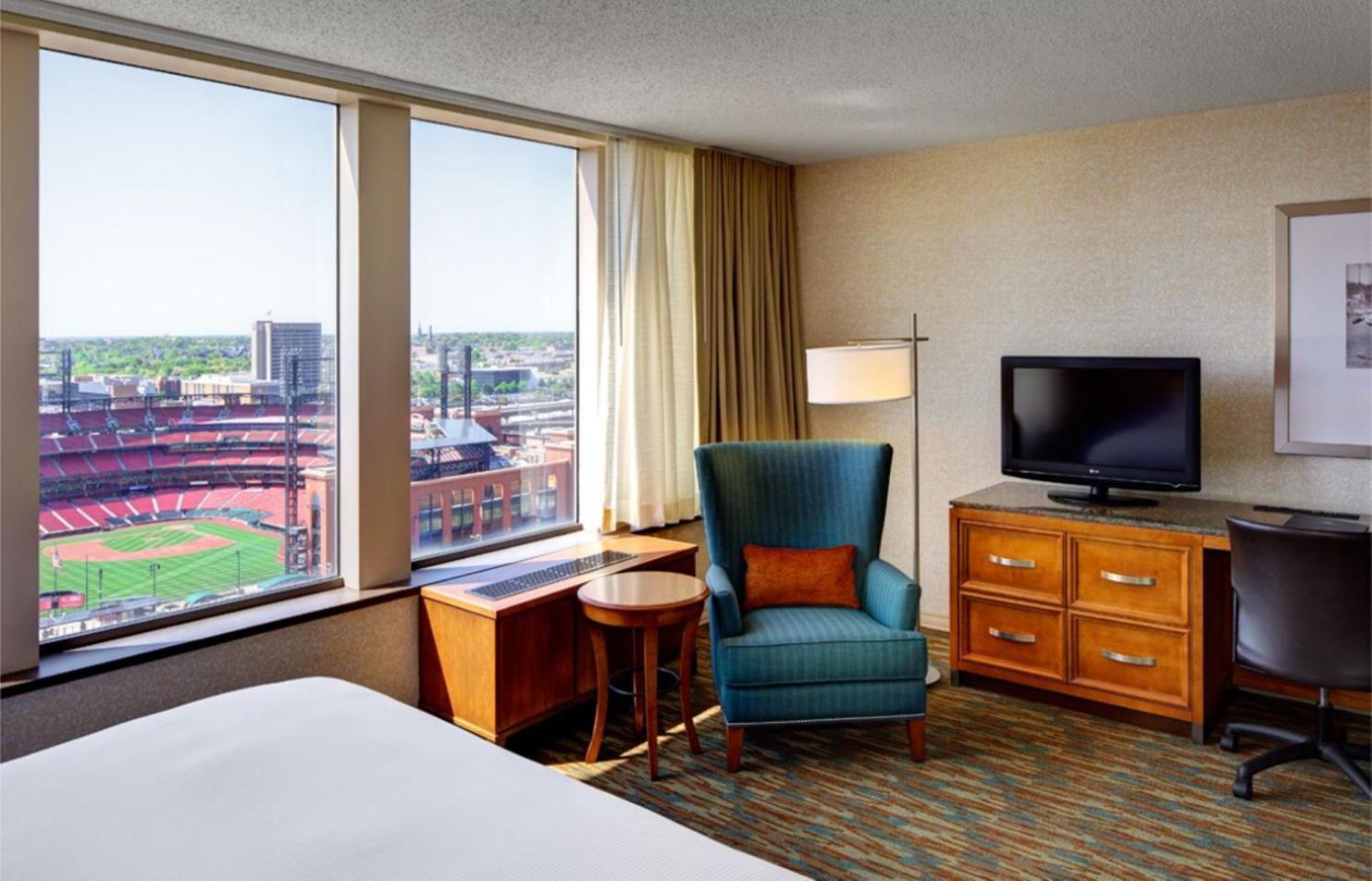 Hilton St. Louis At The Ballpark Exterior foto